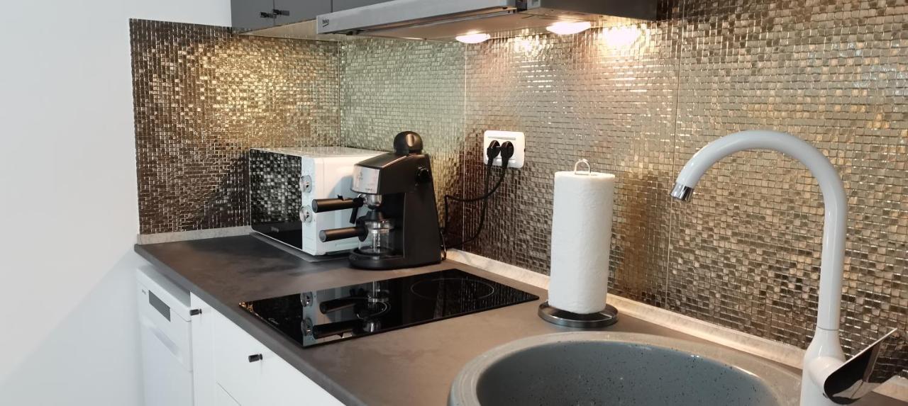 Ferienwohnung Mike Studio Mamaia Nord Năvodari Exterior foto